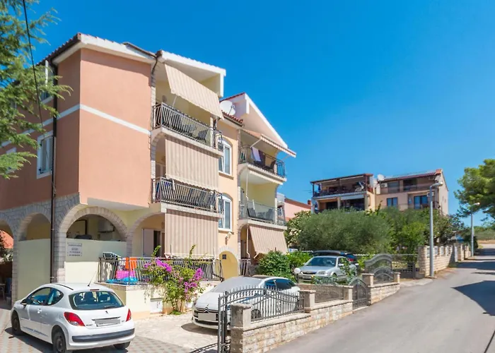 Apartament Lovely In